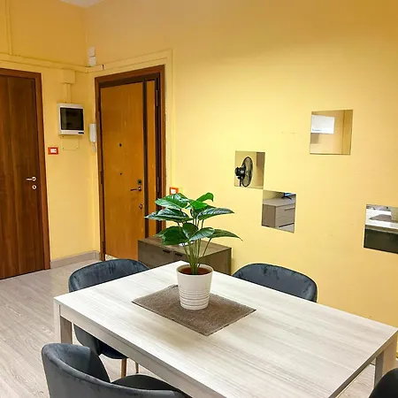 Residenza Gardenie - Vicina Metro Appartement *